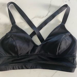 Mesh Lululemon sports bra